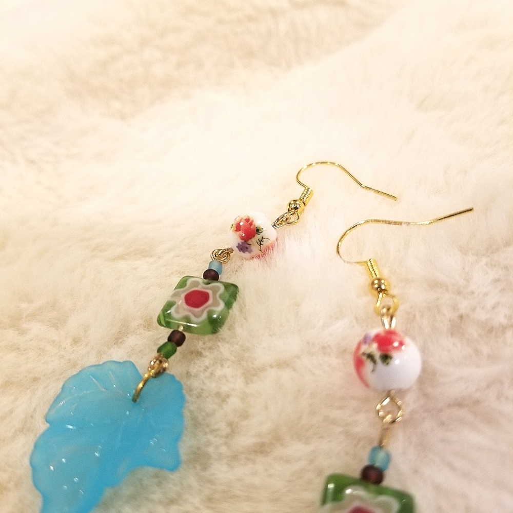 TEESAN MAKE A STATEMENT Chinese Style Dangling Earrings